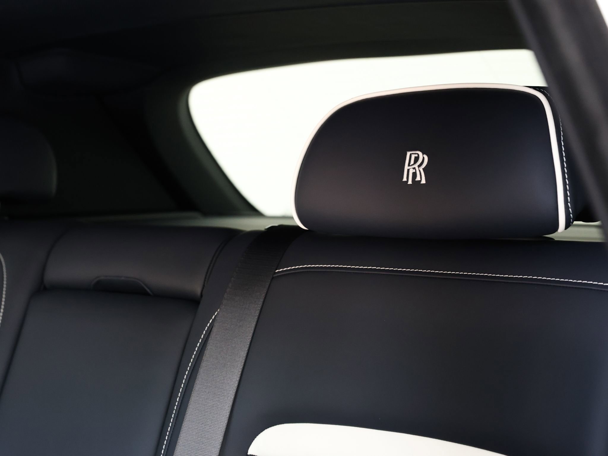 New 2026 Rolls-Royce Cullinan image 15