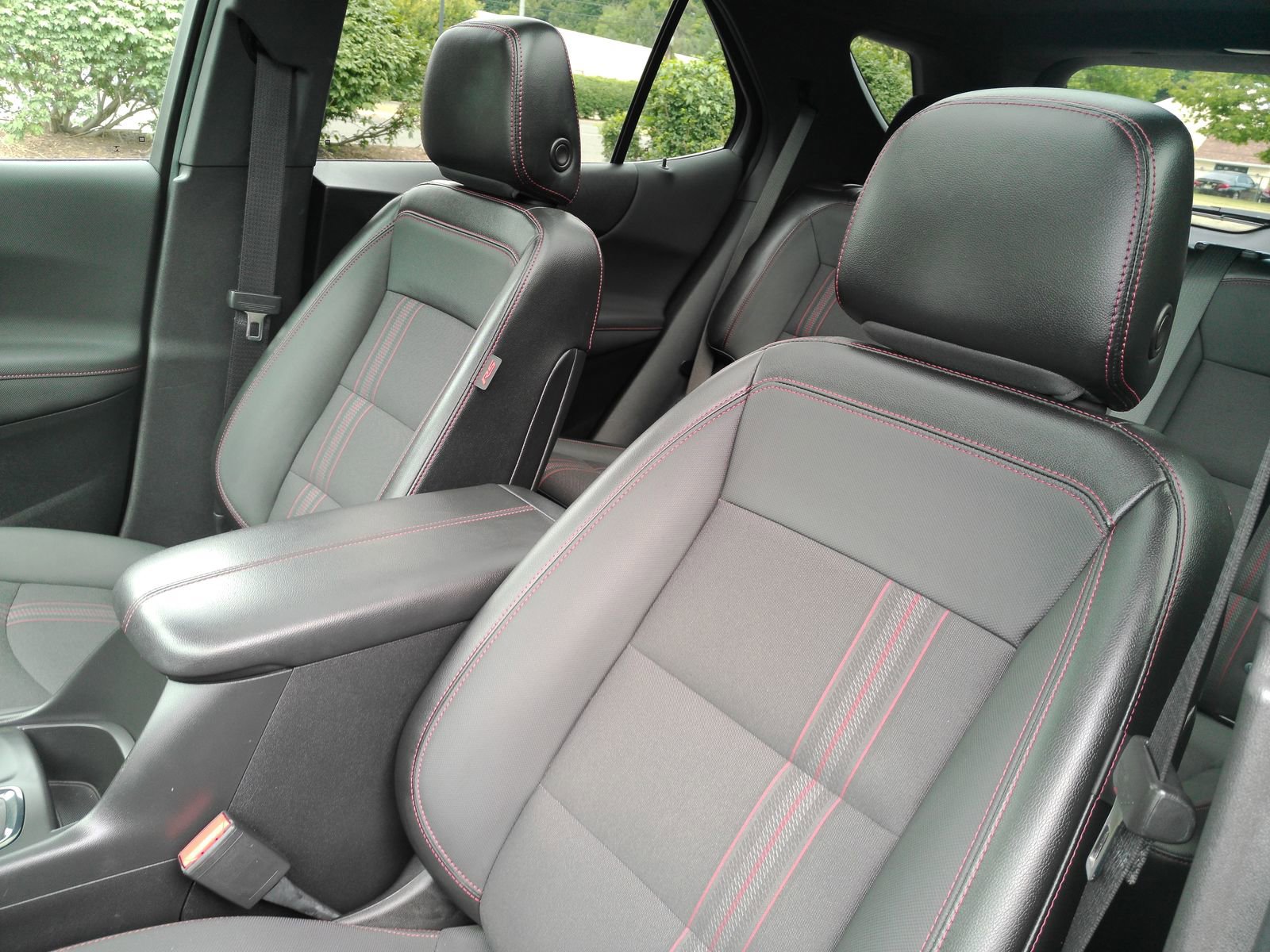 Certified 2023 Chevrolet Equinox RS AWD/4WD image 13