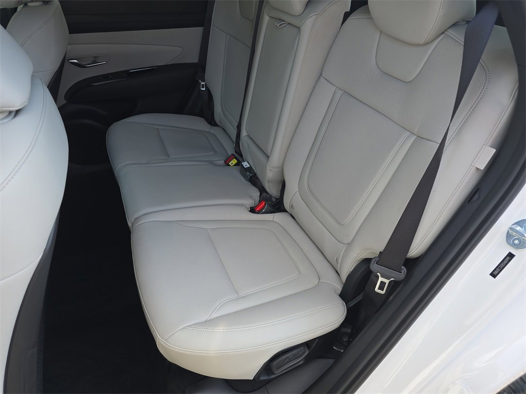 New 2025 Hyundai Tucson Limited image 14