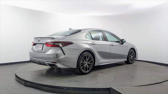 Used 2023 Toyota Camry SE FWD image 8