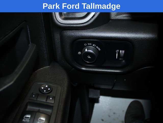 Used 2022 RAM 3500 Tradesman w/ Cold Weather Group image 17