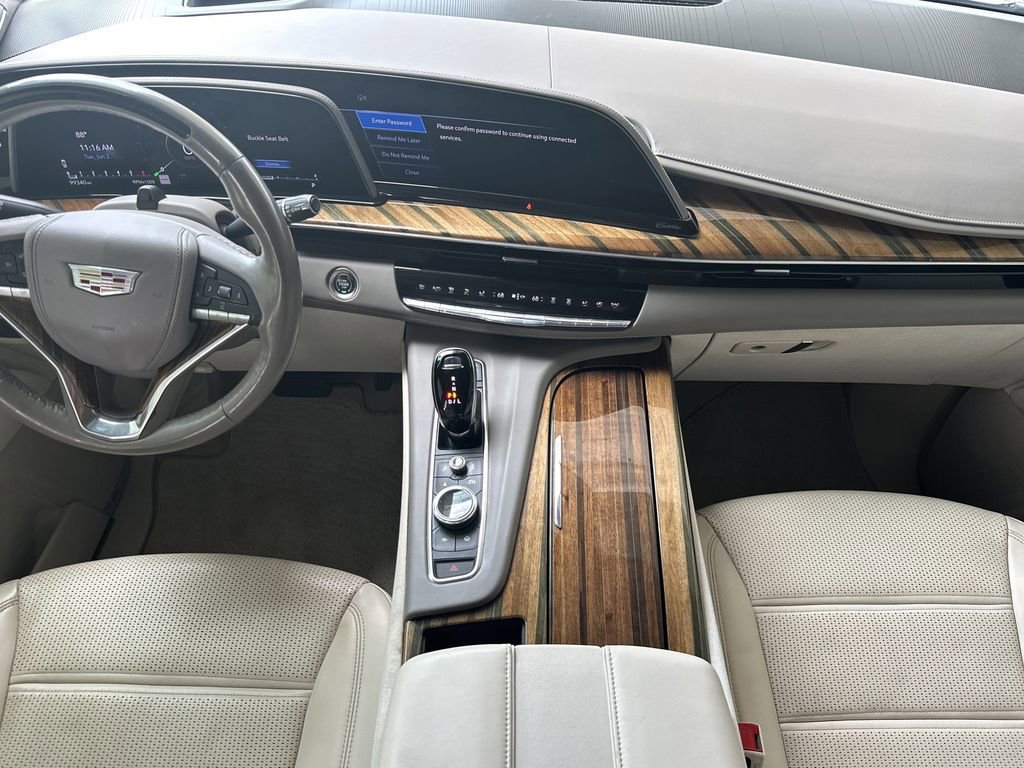 Used 2021 Cadillac Escalade ESV Sport Platinum RWD image 16