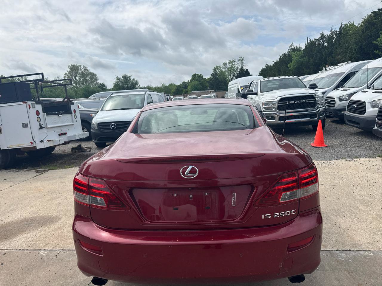 Used 2013 Lexus IS 250C w/ Luxury Pkg RWD image 28