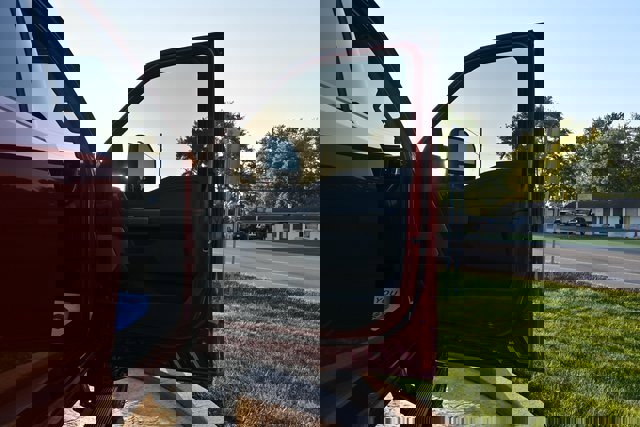 Used 2024 Ford F350 Lariat w/ Chrome Package image 18