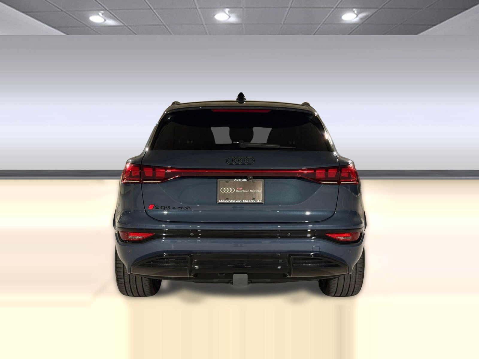 New 2027 Audi SQ6 e-tron Prestige AWD/4WD image 10
