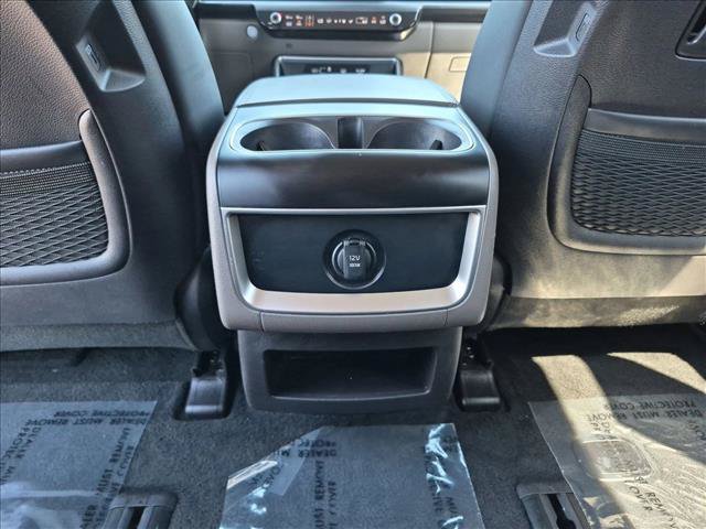 Used 2026 Kia Carnival LXS FWD image 17
