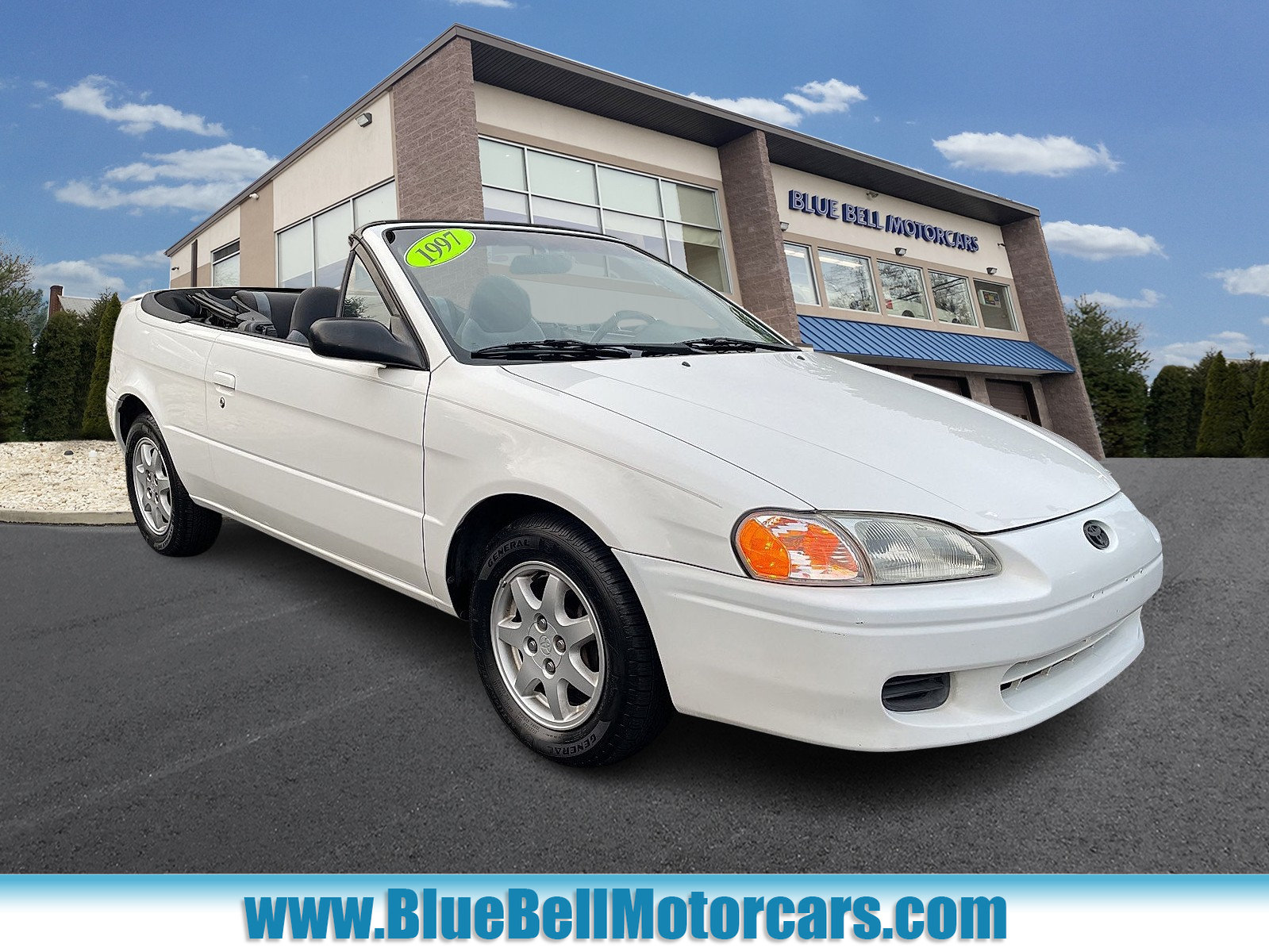Used 1997 Toyota Paseo Convertible FWD image 1