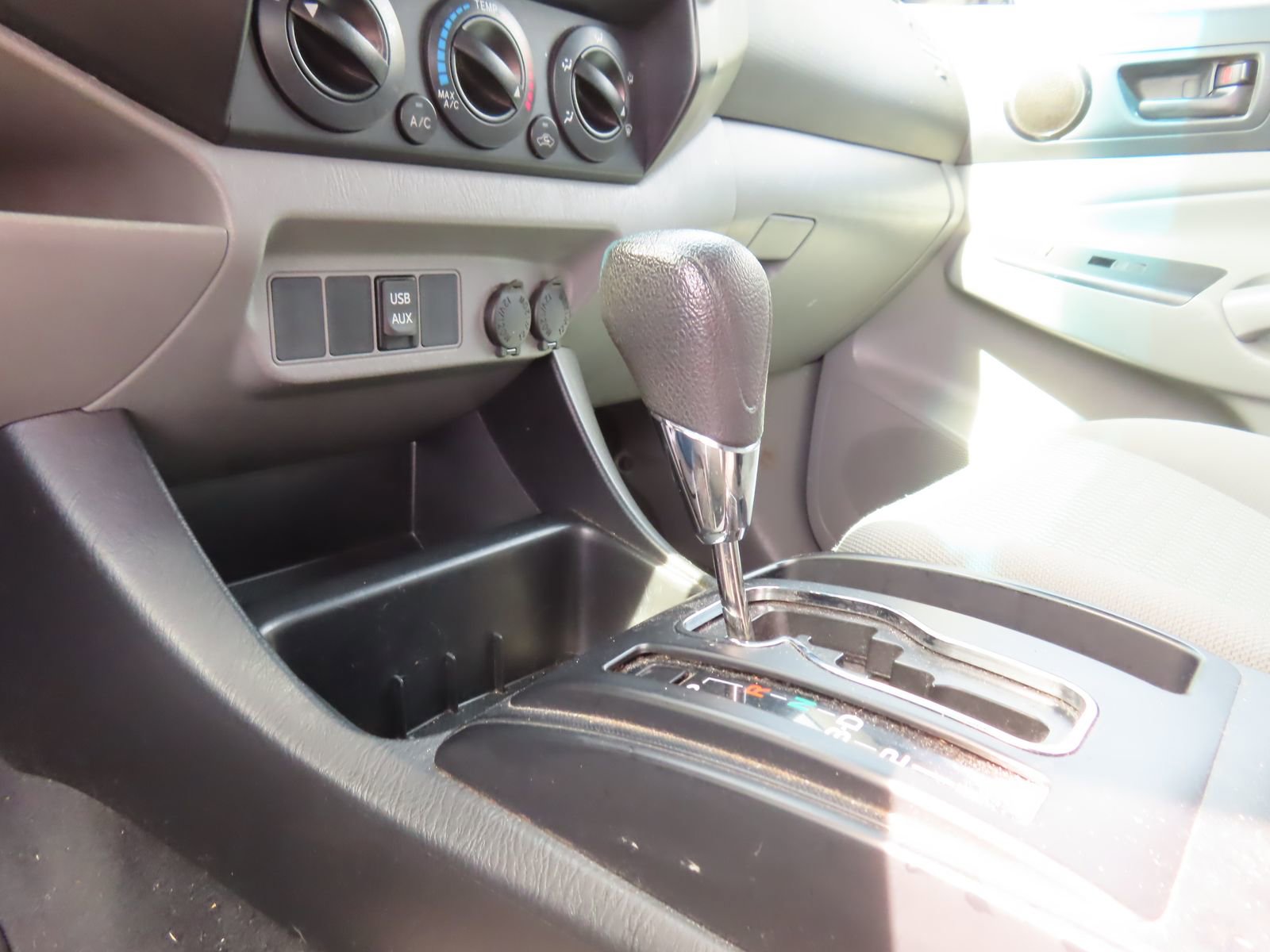 Used 2015 Toyota Tacoma PreRunner w/ Convenience Package image 26