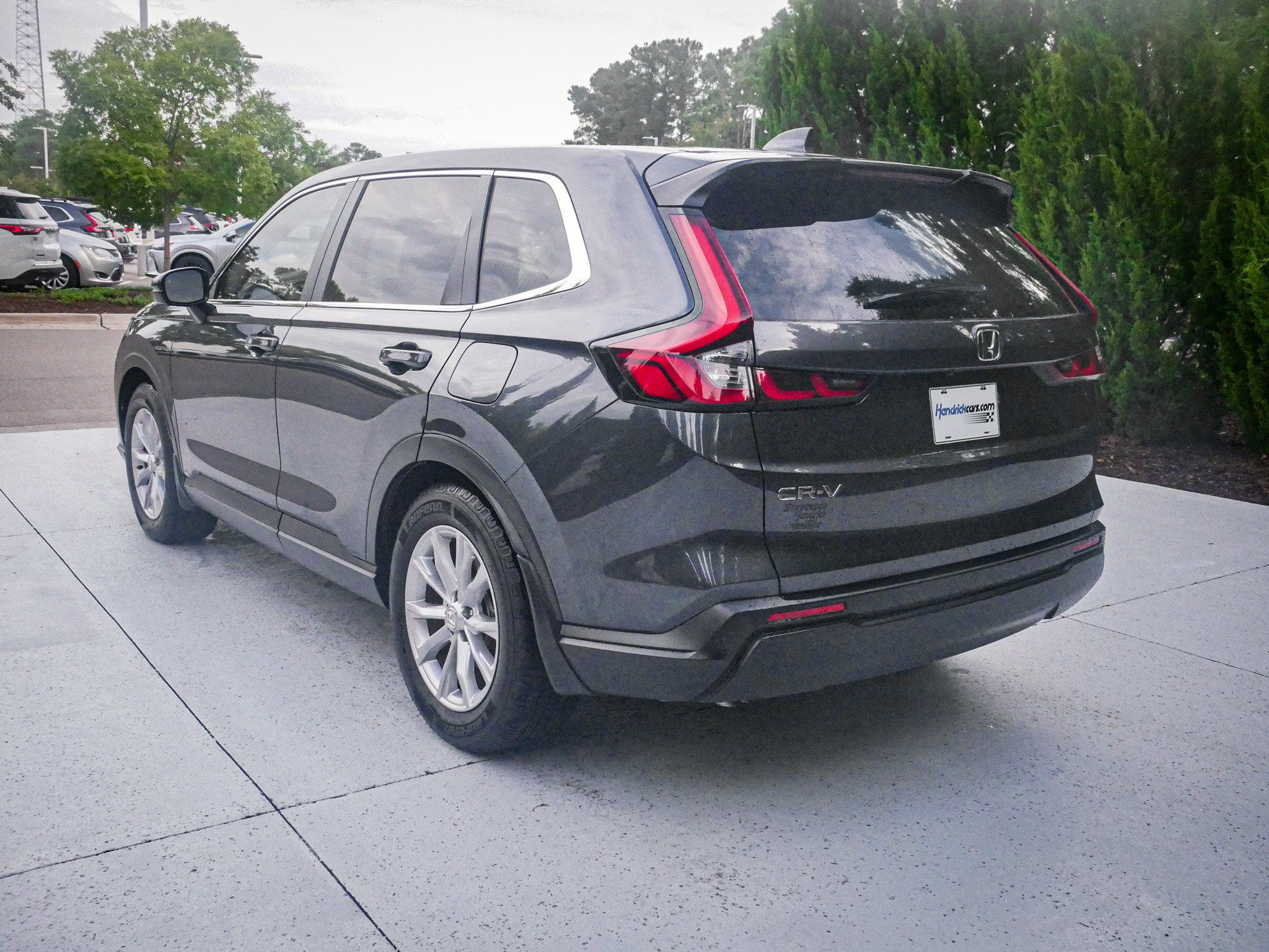 Used 2024 Honda CR-V EX-L image 8