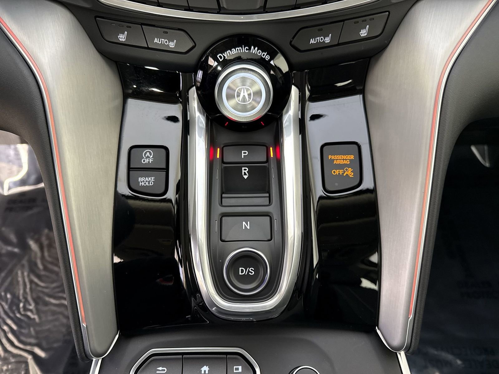 Certified 2025 Acura TLX w/ Technology Package image 19