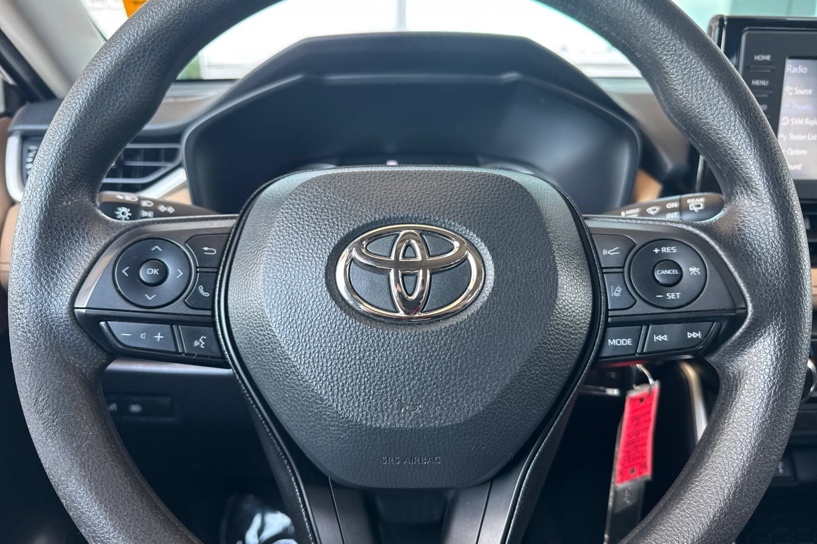 Certified 2022 Toyota RAV4 LE AWD/4WD image 26