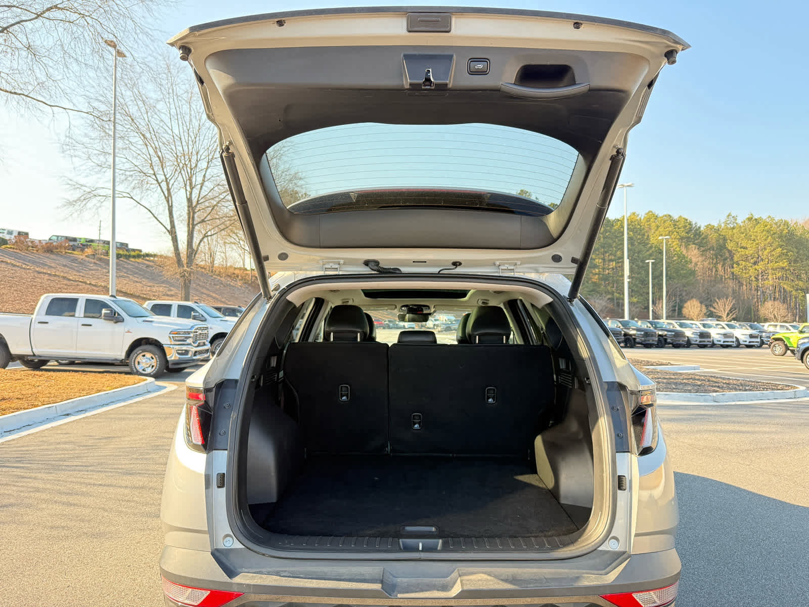 Used 2024 Hyundai Tucson Limited image 31