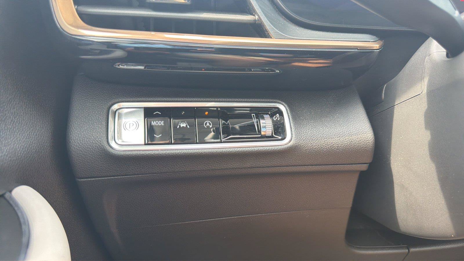 Used 2024 Buick Envision Avenir AWD/4WD image 15