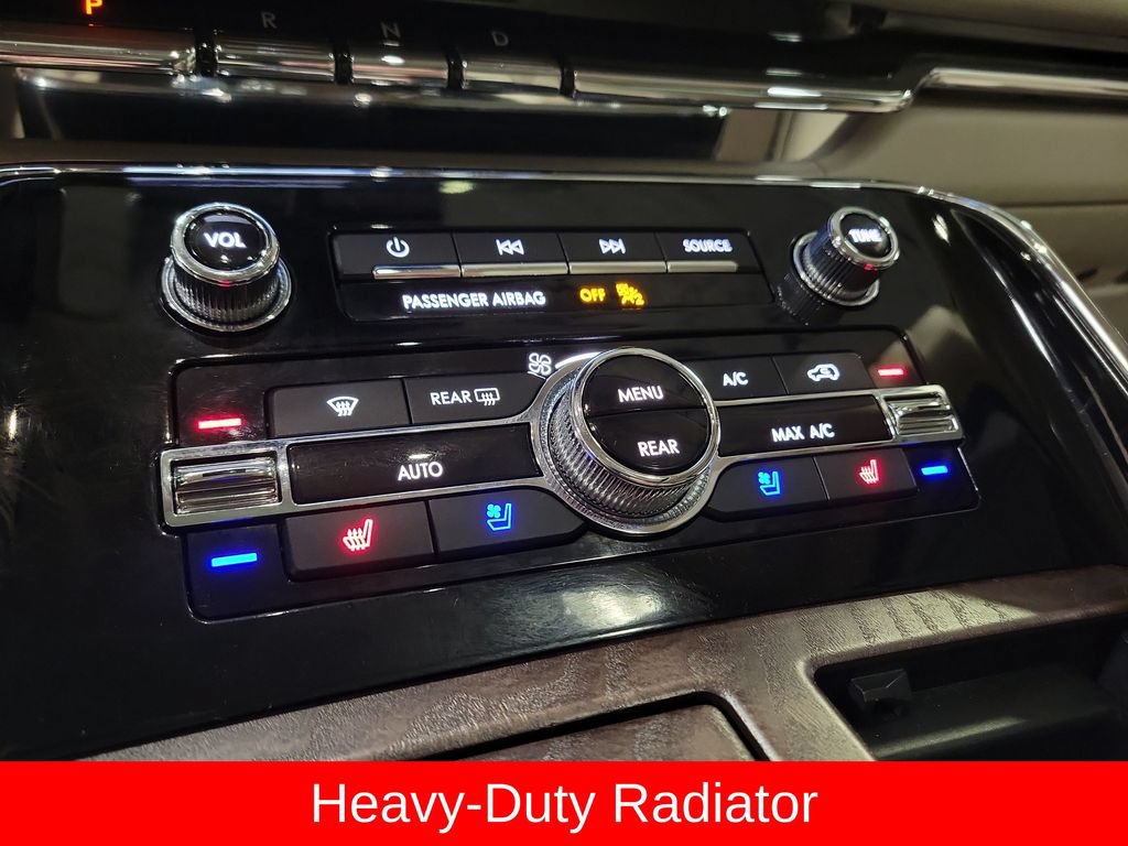 Used 2020 Lincoln Navigator Reserve w/ Luxury Package RWD image 16