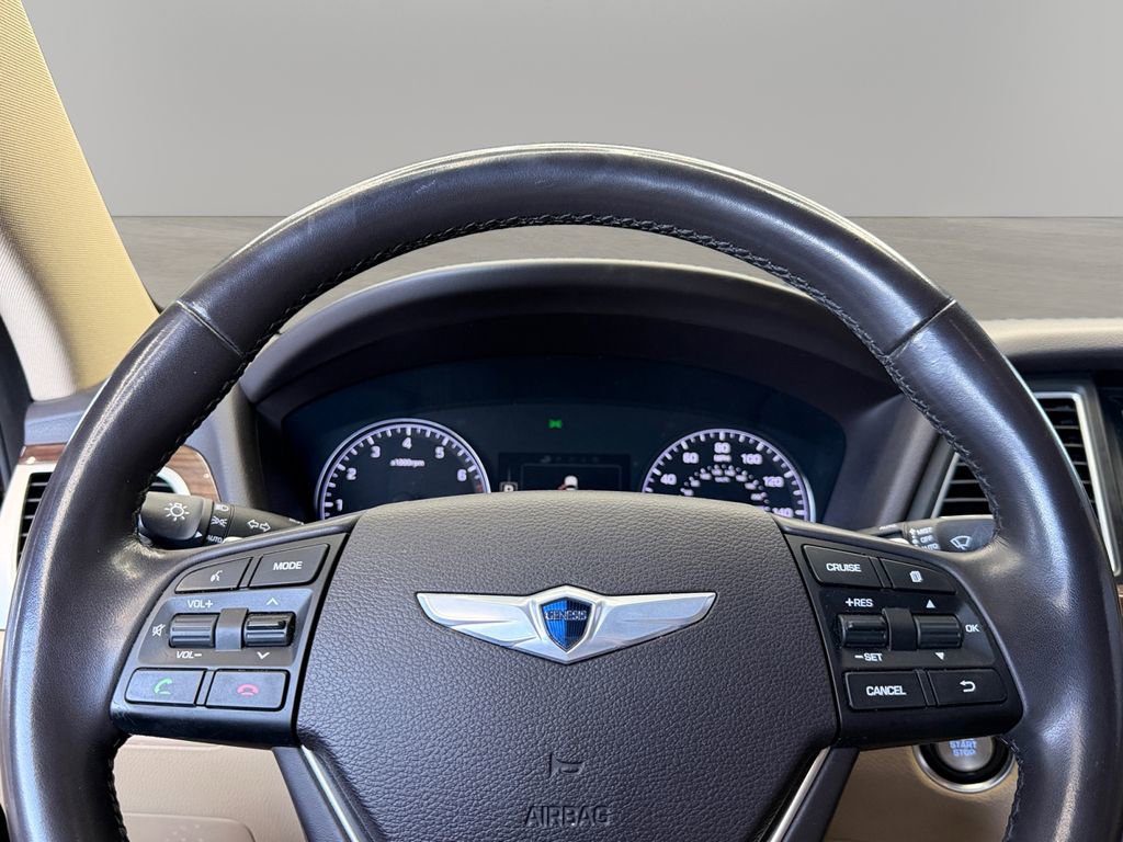 Used 2015 Hyundai Genesis 3.8 image 17