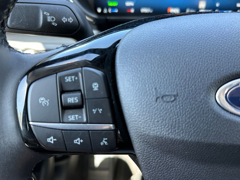 Used 2024 Ford Escape SE w/ PHEV Premium Package FWD image 27