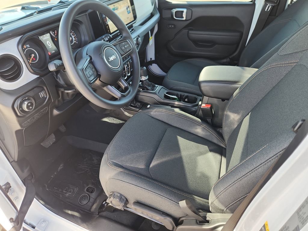 New 2026 Jeep Gladiator Sport image 13