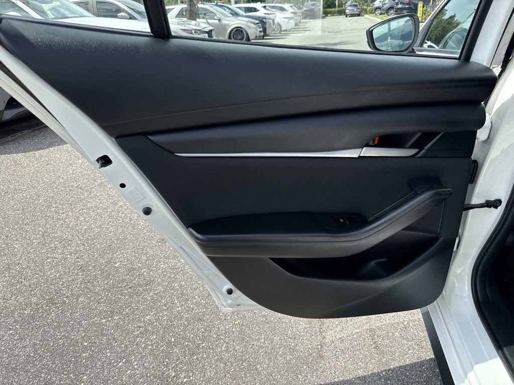 Used 2021 MAZDA MAZDA3 s FWD image 12