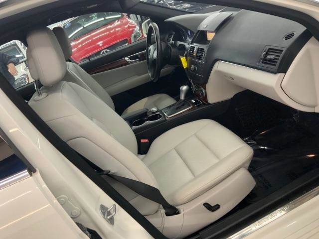 Used 2011 Mercedes-Benz C 300 Sedan image 15