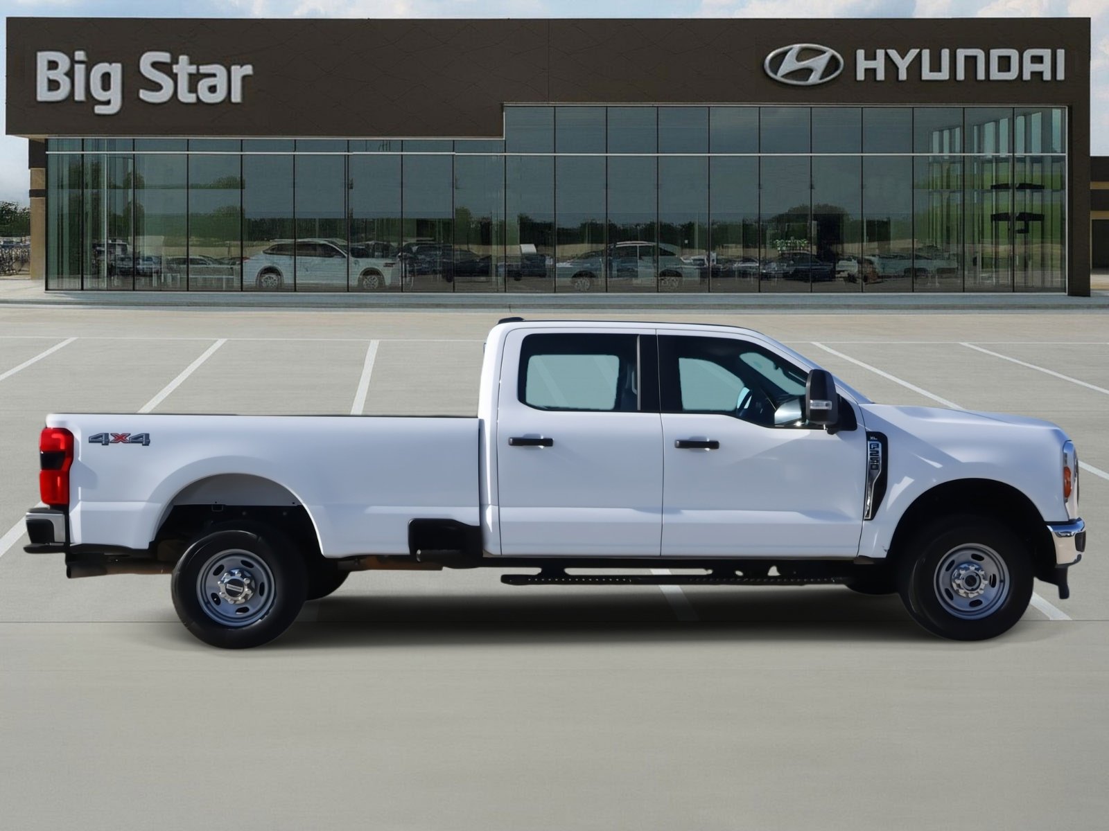 Used 2024 Ford F250 XL w/ 360-Degree Camera Package image 5