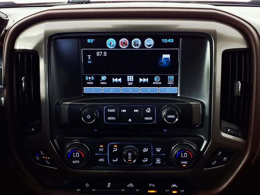 Used 2018 Chevrolet Silverado 1500 High Country AWD/4WD image 23
