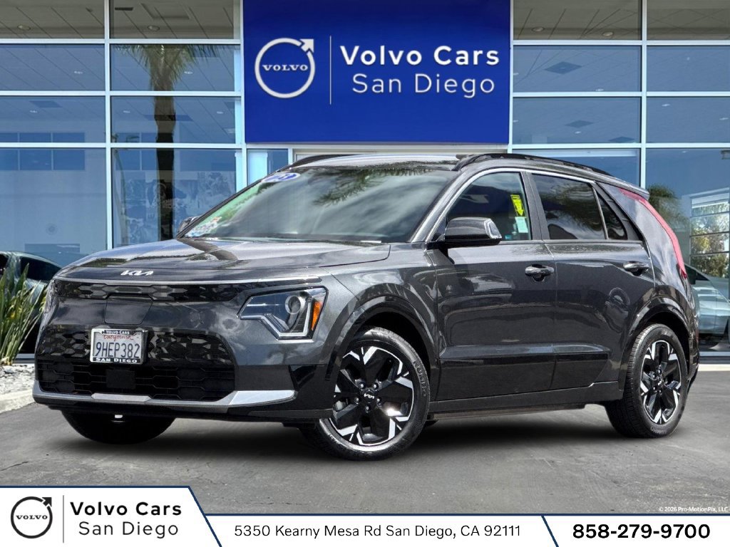 Used 2023 Kia Niro Wind w/ Wind Preserve Package FWD image 1