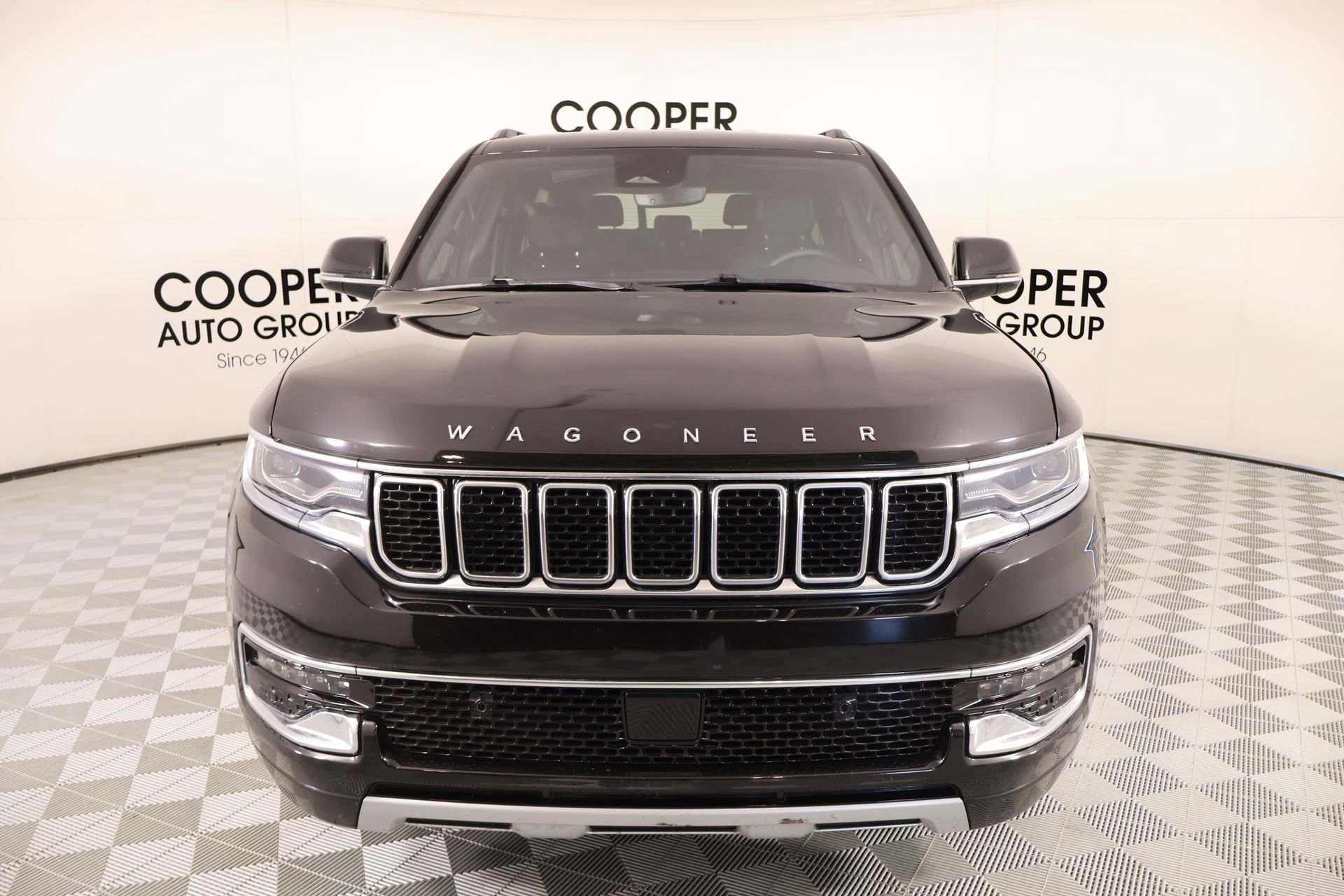 Used 2023 Jeep Wagoneer Series II image 10