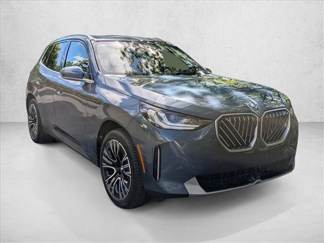 Used 2025 BMW X3 xDrive30i w/ Premium Package AWD/4WD image 3