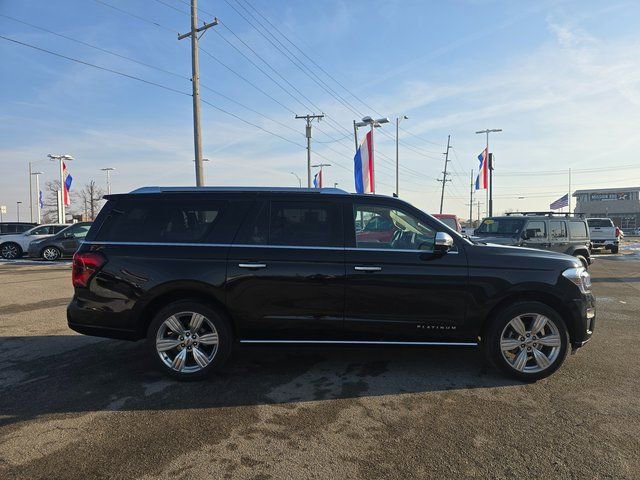 Used 2023 Ford Expedition Max Platinum AWD/4WD image 4