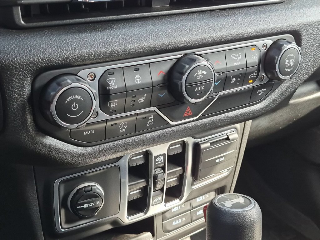 Certified 2025 Jeep Wrangler Unlimited Sport AWD/4WD image 25