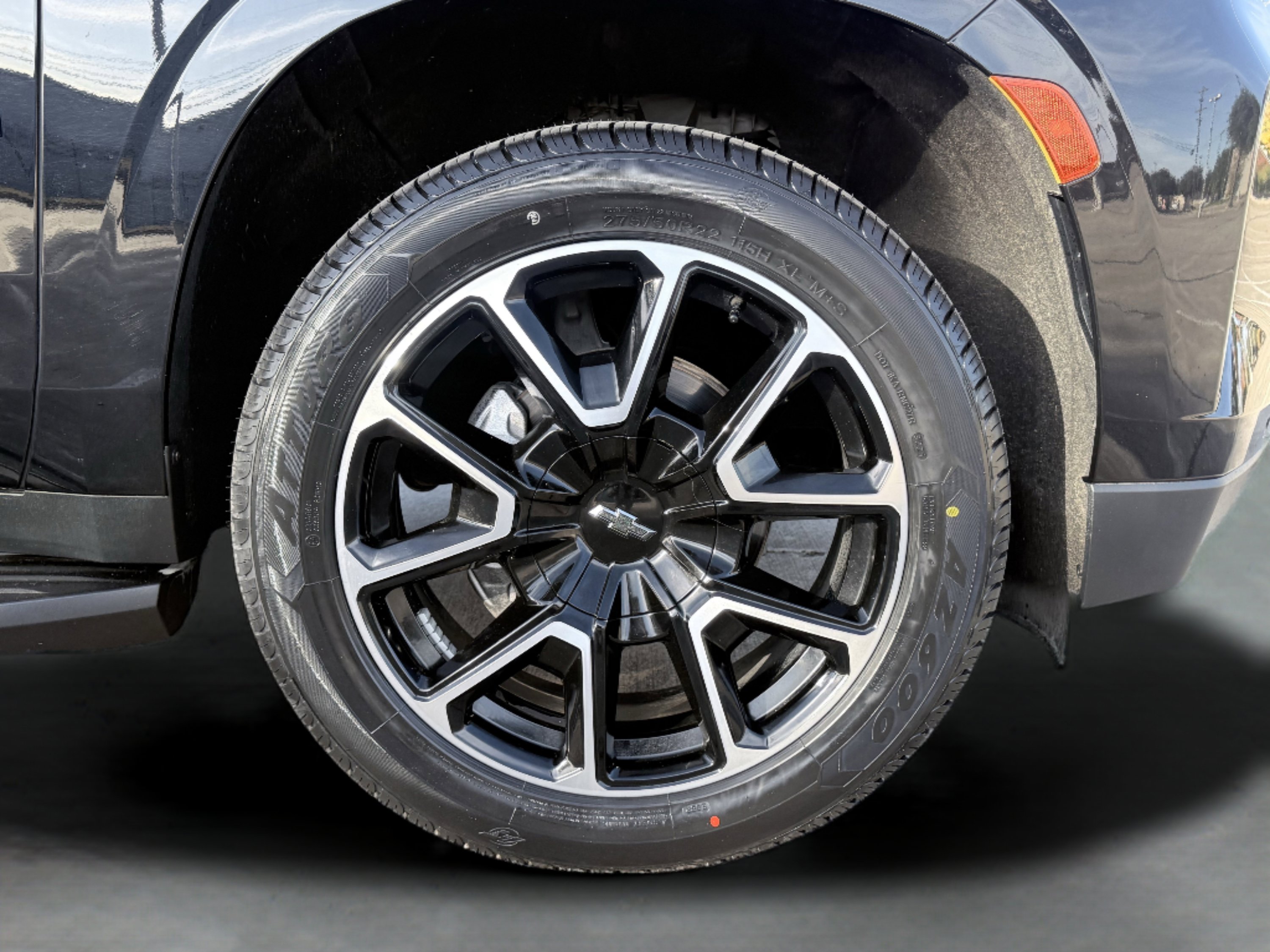 Used 2021 Chevrolet Suburban RST w/ Luxury Package image 84