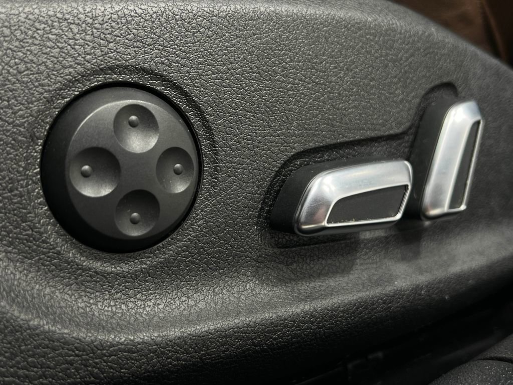 Used 2013 Audi A4 2.0T Prestige image 18