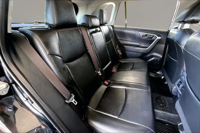 Used 2025 Toyota RAV4 LE AWD/4WD image 20