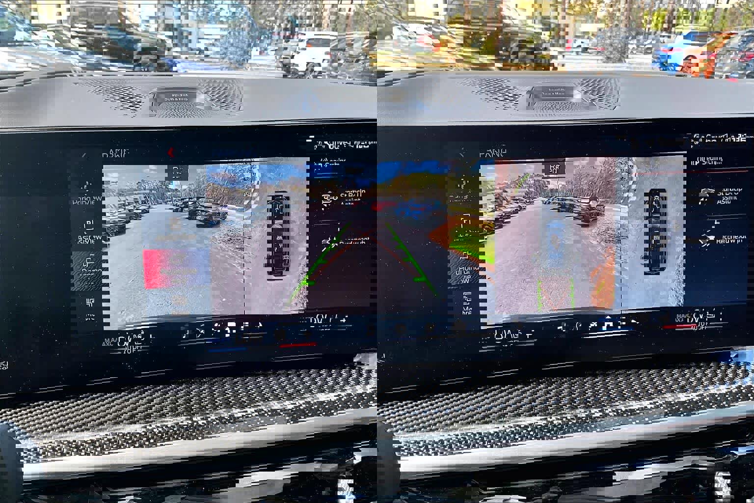 Certified 2024 BMW X7 M60i w/ Executive Package image 27