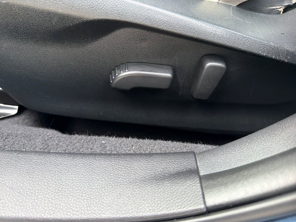 Used 2018 Subaru Crosstrek 2.0i Limited image 16