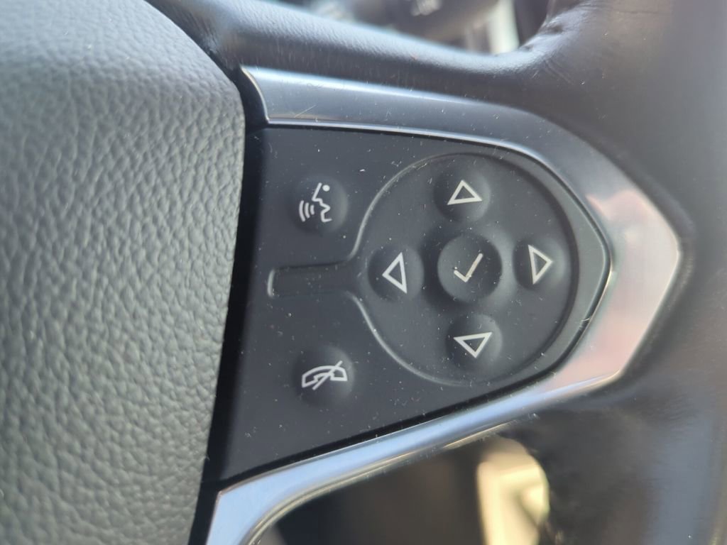 Used 2022 Chevrolet Traverse LT FWD image 37