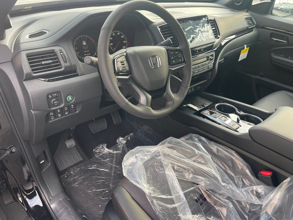New 2026 Honda Ridgeline Black Edition image 6
