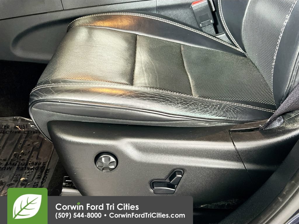 Used 2015 Jeep Grand Cherokee Overland AWD/4WD image 23