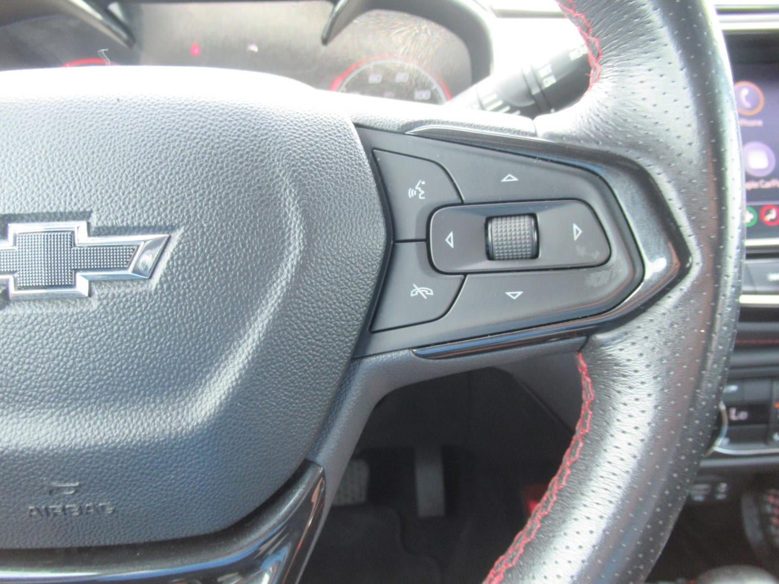 Used 2021 Chevrolet TrailBlazer RS w/ Technology Package FWD image 24