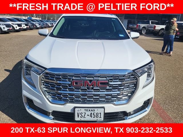Used 2024 GMC Terrain Denali w/ Denali Premium Package image 2