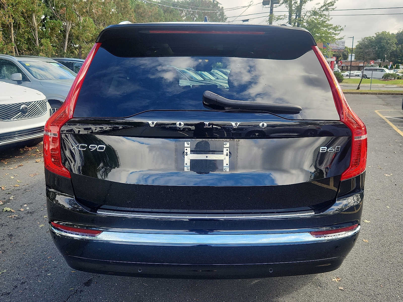 Used 2024 Volvo XC90 B6 Ultimate w/ Protection Package Premier AWD/4WD image 5