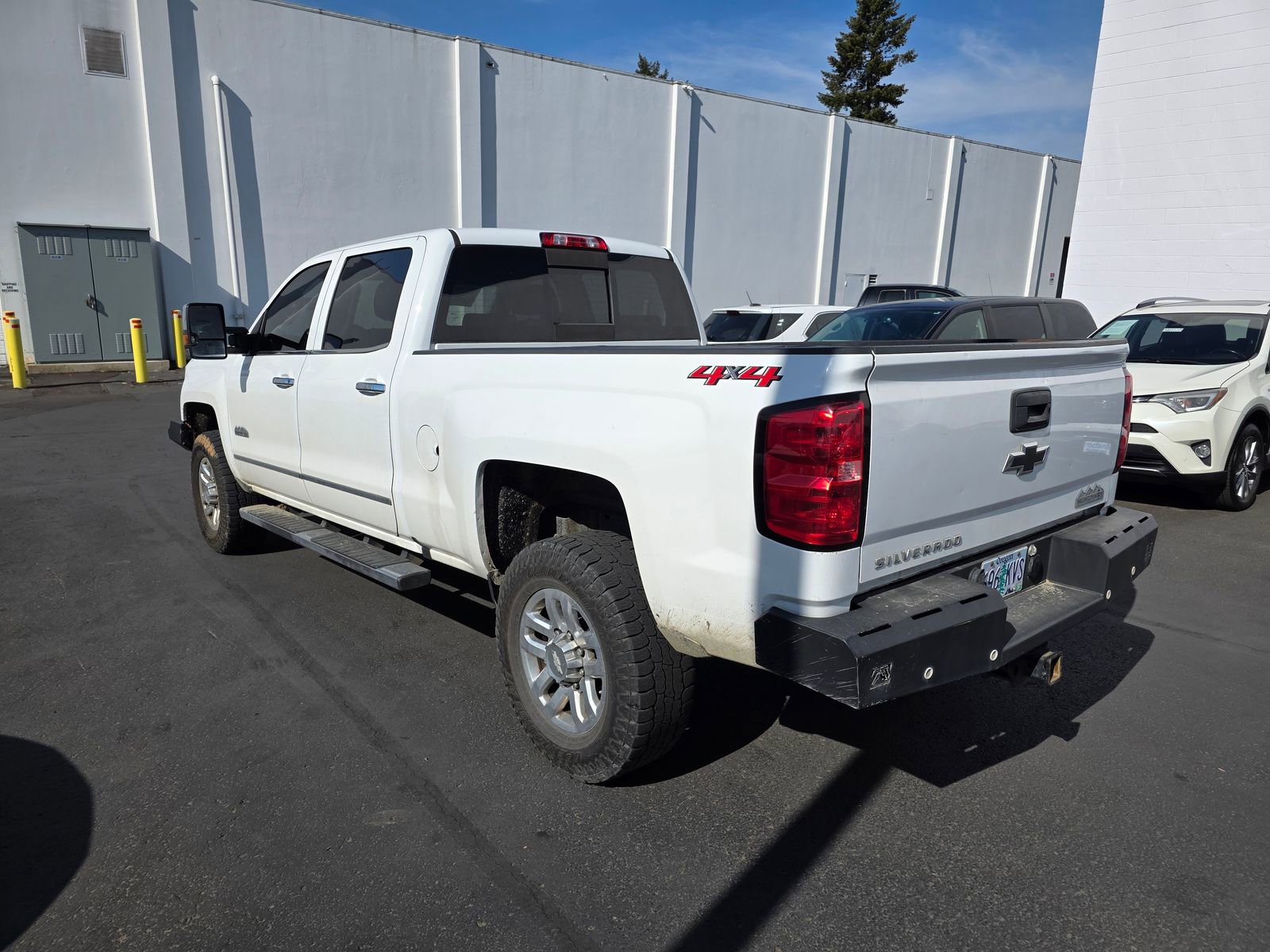 Used 2018 Chevrolet Silverado 3500 High Country w/ Duramax Plus Package AWD/4WD image 7