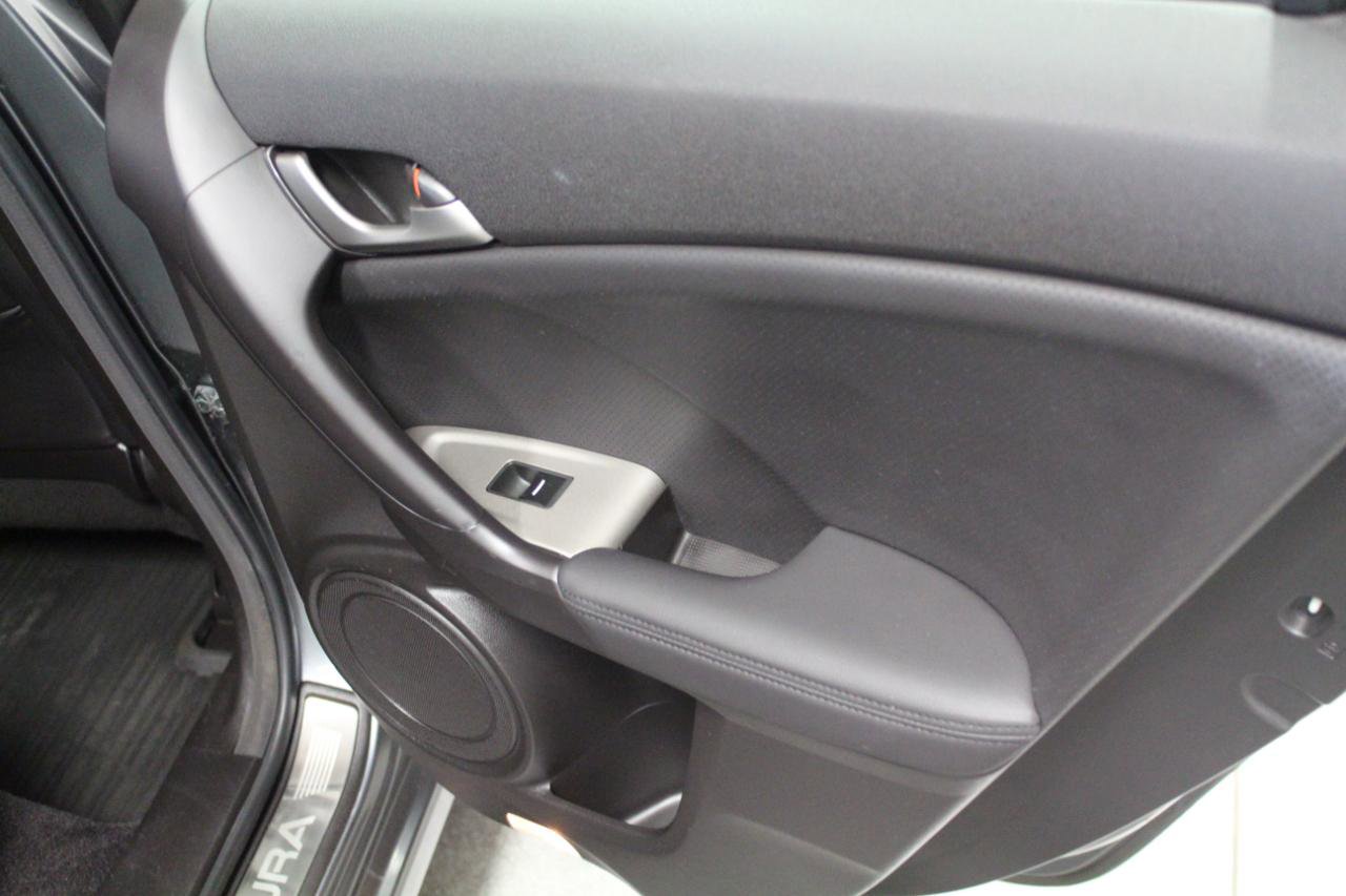 Used 2010 Acura TSX Sedan FWD image 25