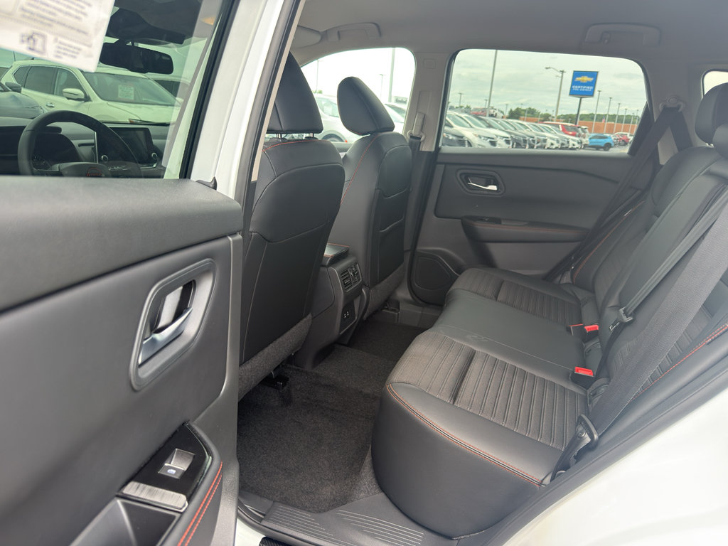 Used 2025 Nissan Rogue SV w/ Rock Creek Premium Package AWD/4WD image 29