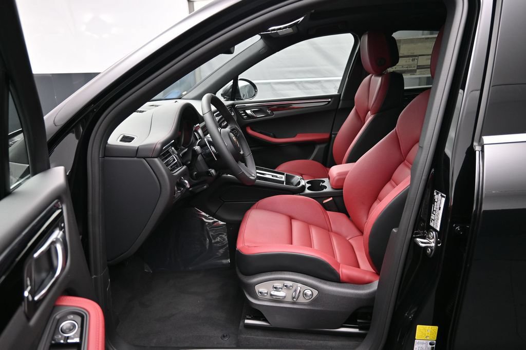 New 2026 Porsche Macan S AWD/4WD image 6