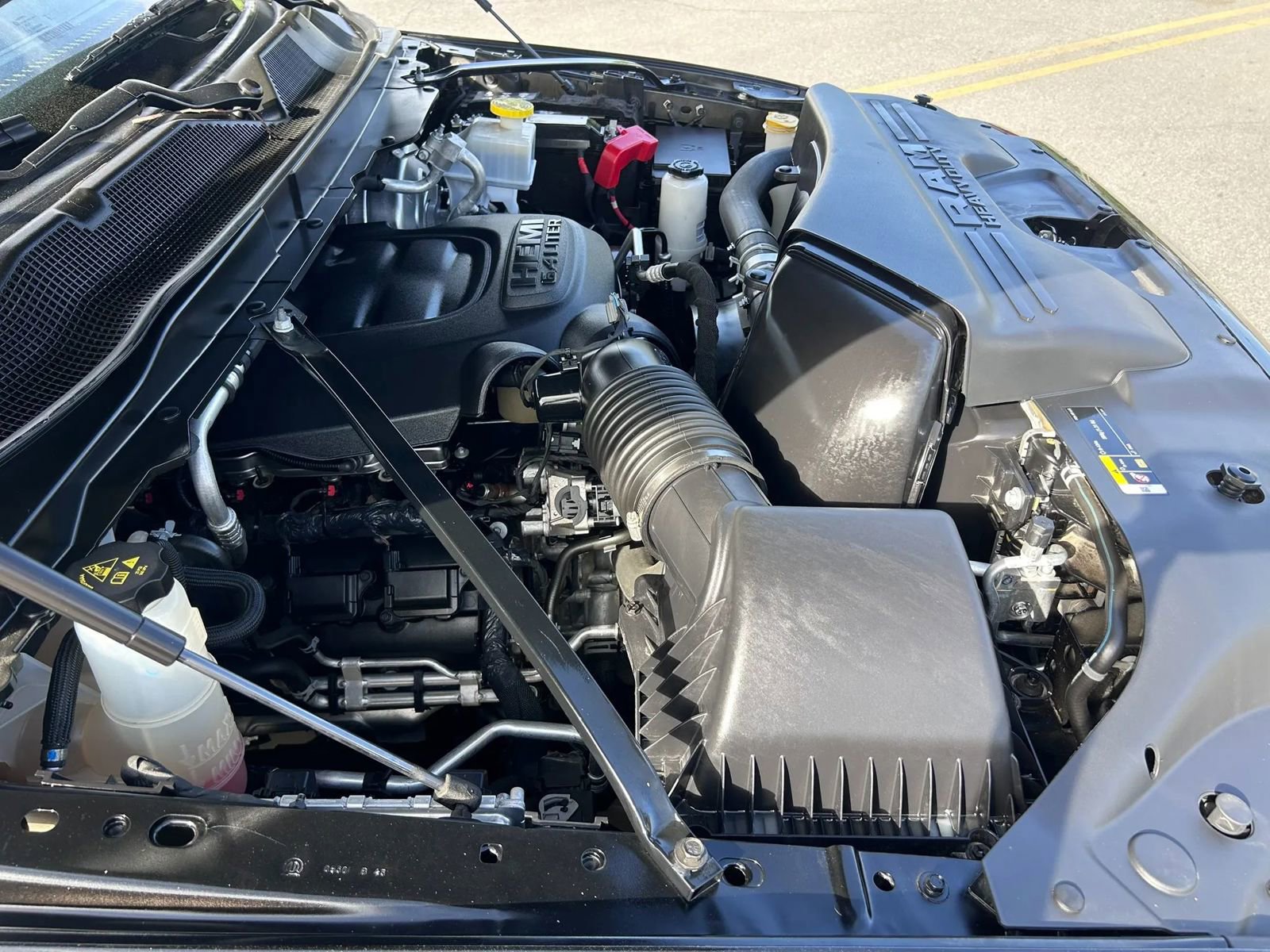 Used 2024 RAM 2500 Laramie w/ Night Edition image 44