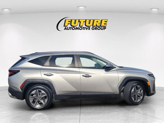 Used 2025 Hyundai Tucson SEL image 3