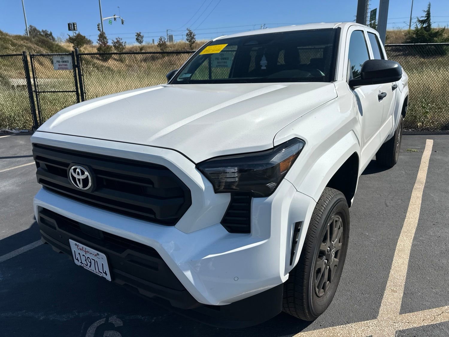 Used 2026 Toyota Tacoma SR w/ SR Upgrade Package RWD image 2