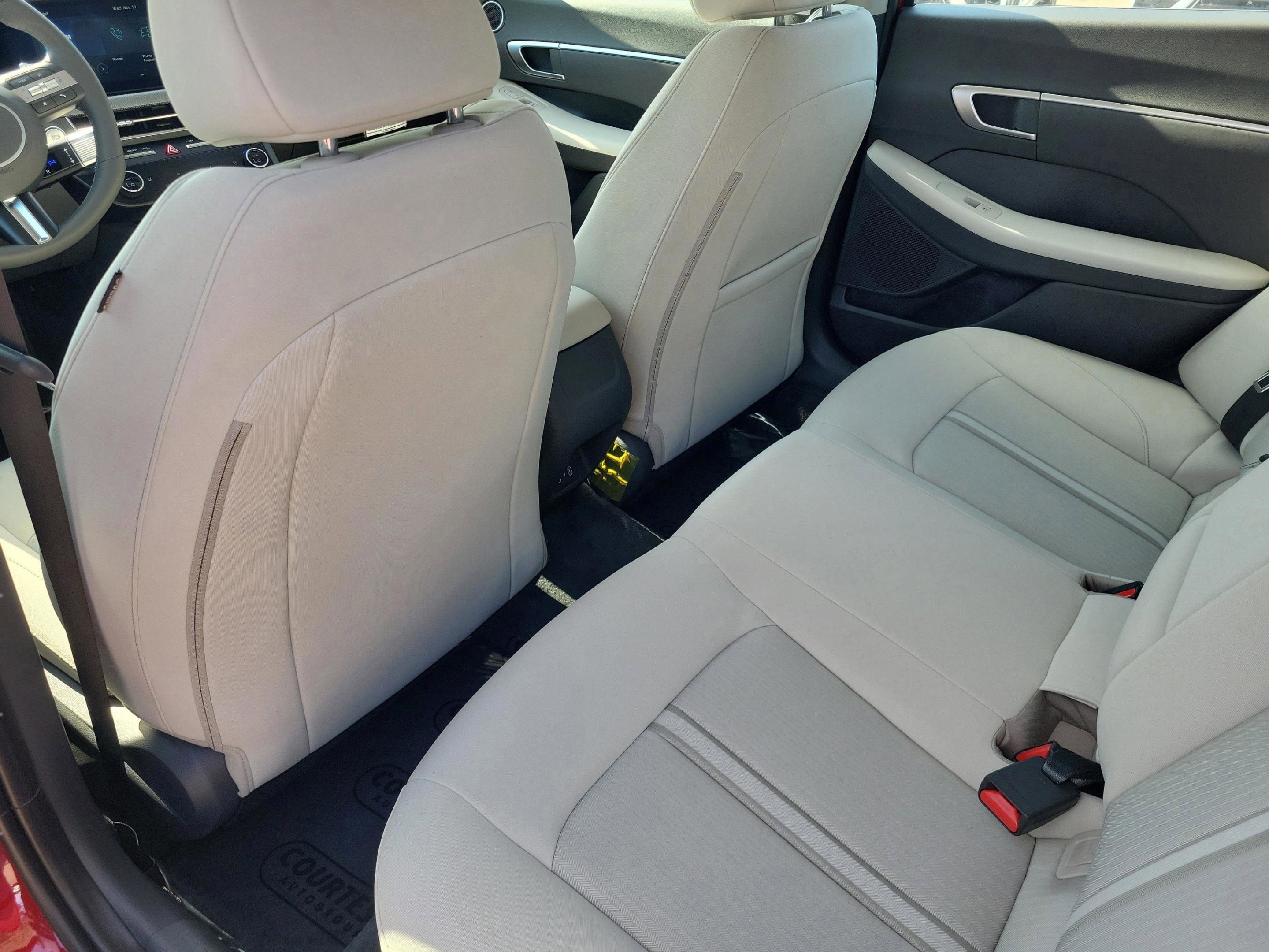 New 2026 Hyundai Sonata SEL FWD image 31