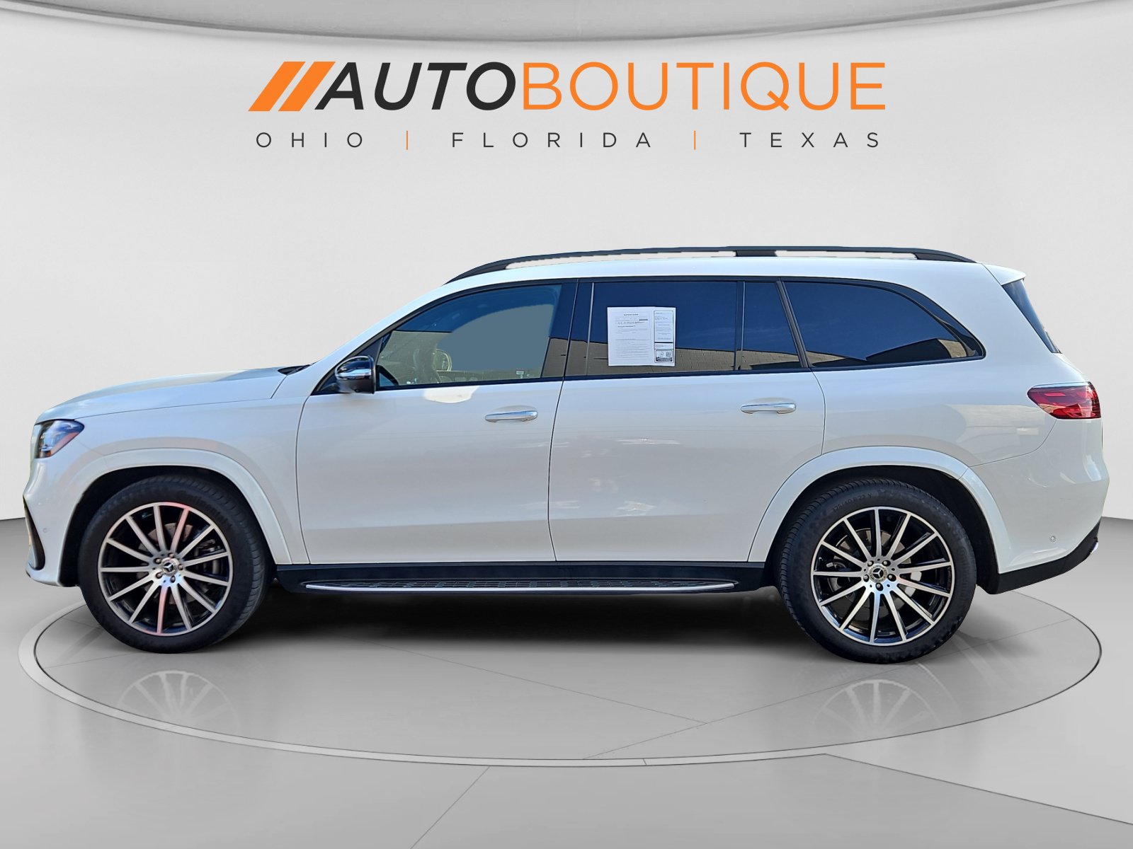 Used 2024 Mercedes-Benz GLS 450 4MATIC image 2